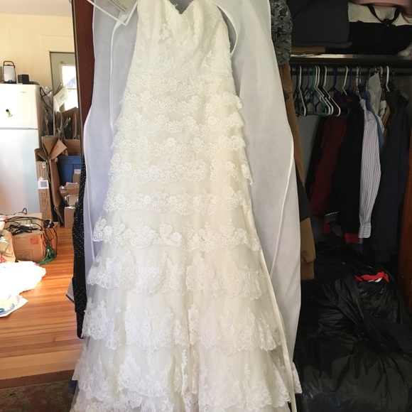 Beautiful wedding dress by Maggie sorrtero